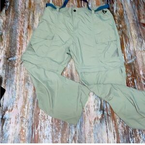 Reel Legends performance clothing convertible pants. XL/30 beige